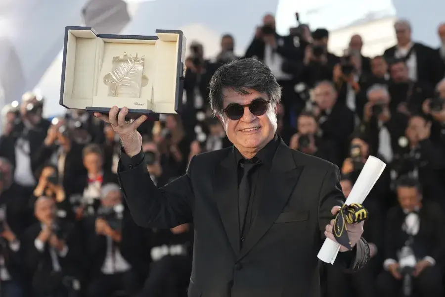 Iran Panggil Dubes Perancis atas Pujian Filem Palme d’Or Jafar Panahi
