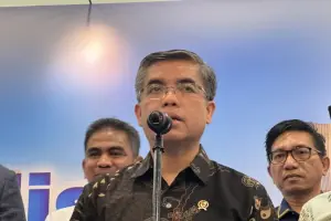 Menaker Pastikan BSU Rp600.000 Cair Tanpa Potongan untuk 2,45 Juta Pekerja