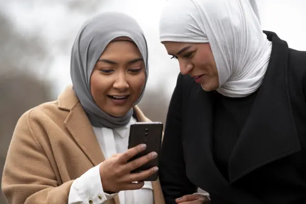 Waspada! Menyebar Aib di Sosial Media Bisa Jadi Dosa Jariyah